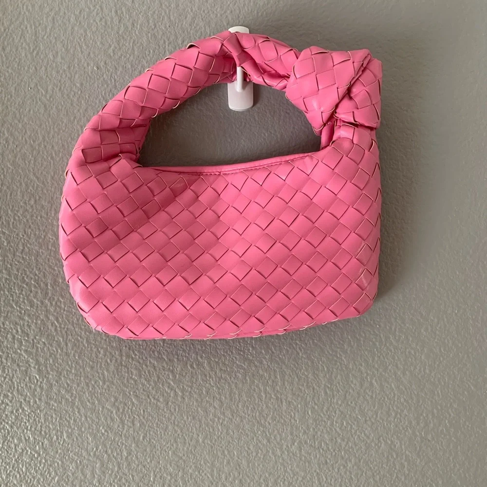 Pink Woven Handbag - Picture 2 of 3